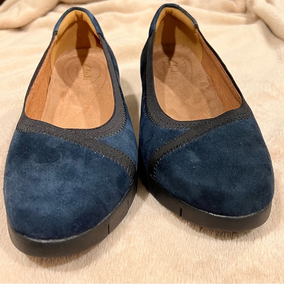 Clarks Navy Blue Suede Slip-On Loafers - Picture 4 of 7